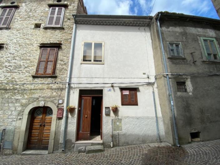 Image No.2-5 Bed Property for sale