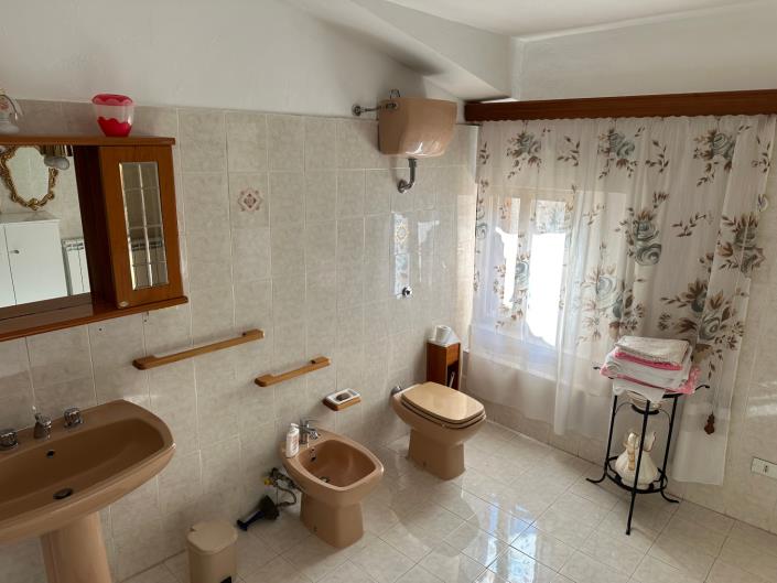 Image No.26-4 Bed House/Villa for sale