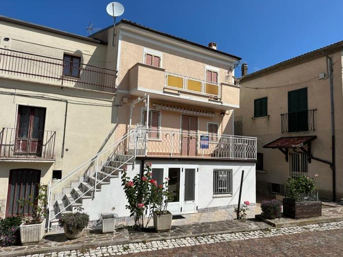 Image No.4-4 Bed House/Villa for sale