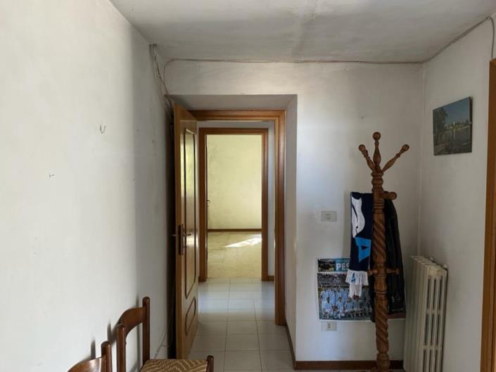 Image No.14-4 Bed Farmhouse for sale