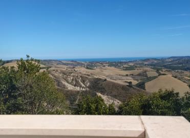 1 - Atri, Villa / Detached