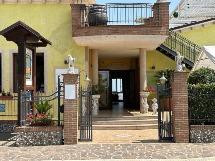 Image No.4-Restaurant for sale