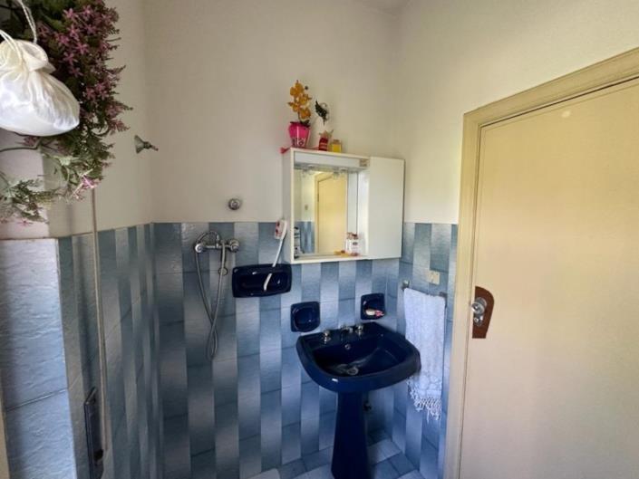 Image No.16-4 Bed House for sale