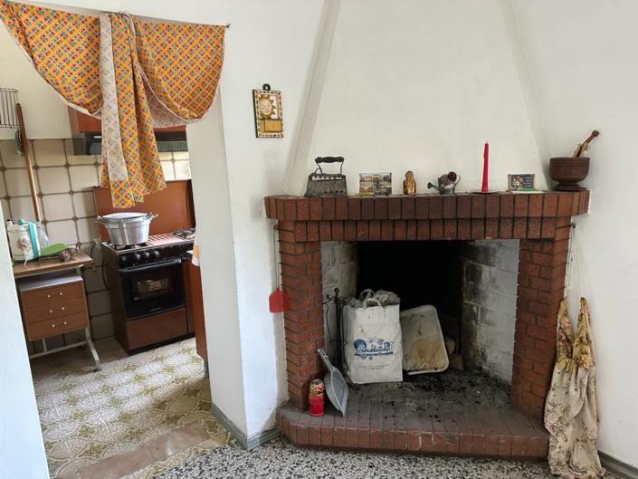 Image No.8-4 Bed House for sale