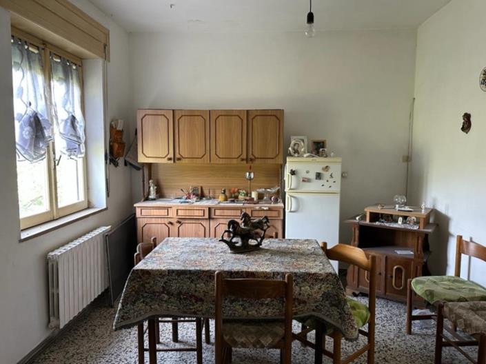 Image No.7-4 Bed House for sale