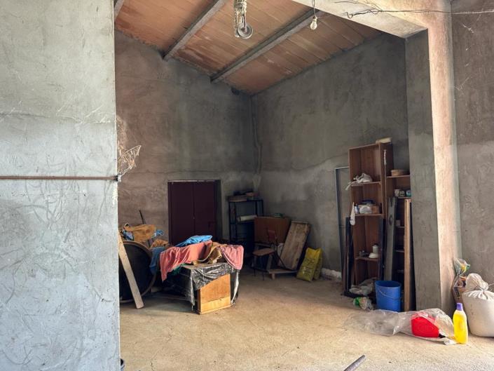 Image No.22-4 Bed House for sale