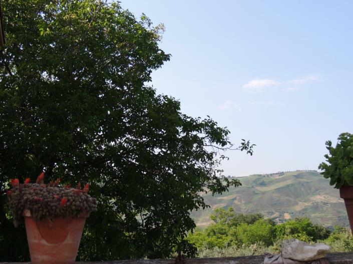 Image No.21-3 Bed Country Property for sale