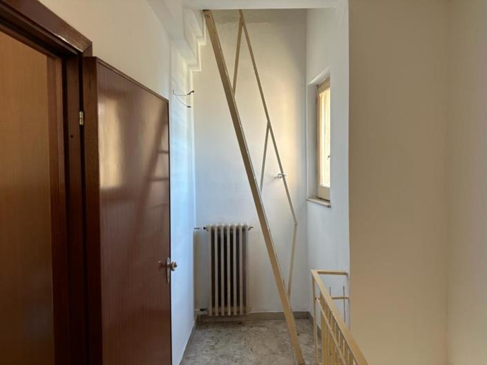 Image No.21-4 Bed Property for sale