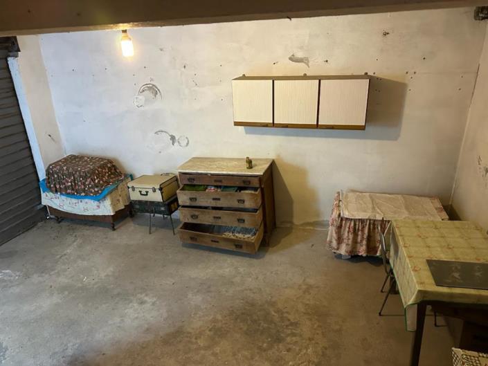 Image No.25-4 Bed Property for sale