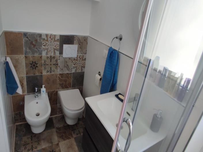 Image No.27-2 Bed Apartment for sale