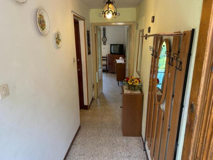 Image No.11-2 Bed House for sale