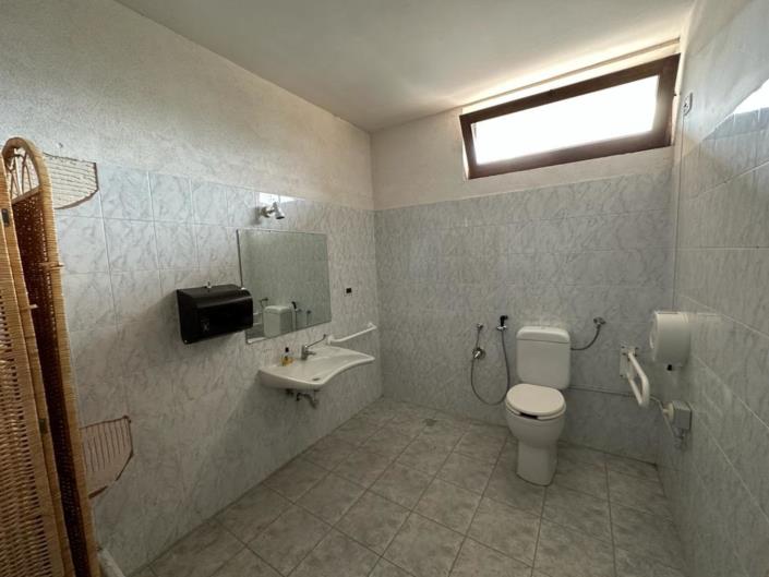 Image No.16-Restaurant for sale