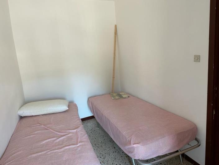 Image No.15-4 Bed House for sale