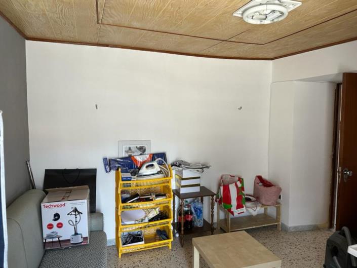 Image No.20-4 Bed House for sale