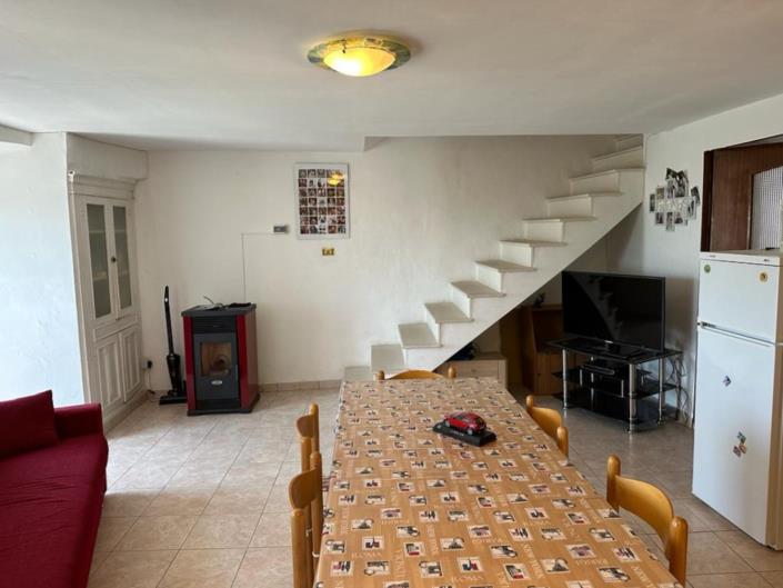 Image No.6-4 Bed House for sale