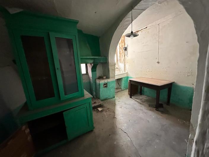 Image No.7-2 Bed House for sale