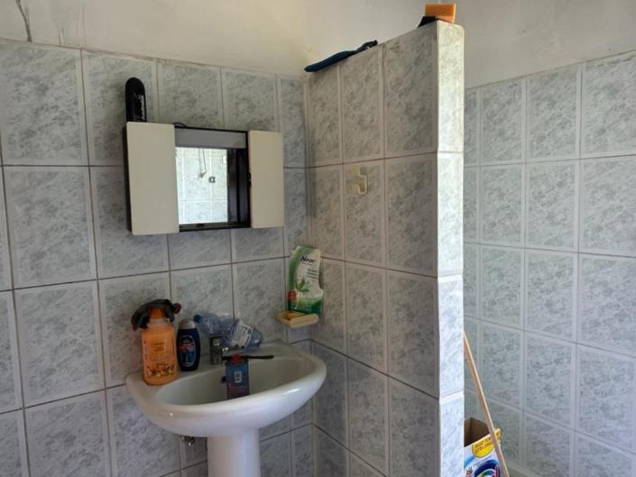 Image No.15-2 Bed House for sale