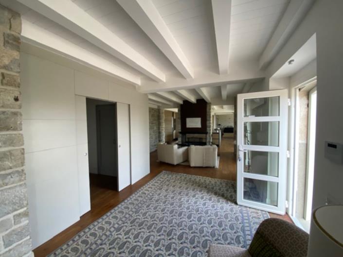 Image No.14-8 Bed Villa / Detached for sale