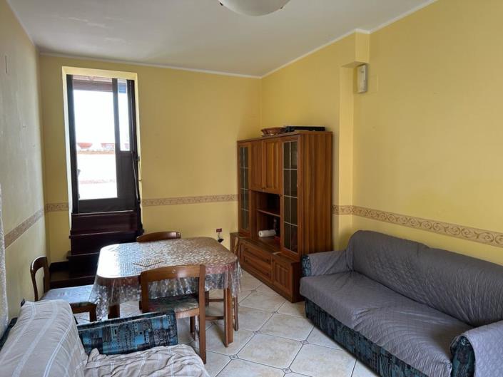 Image No.16-4 Bed House for sale