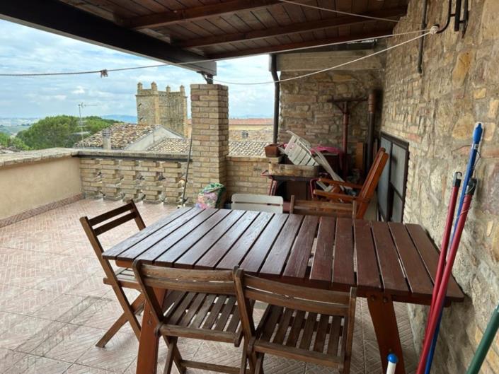 Image No.14-4 Bed House for sale