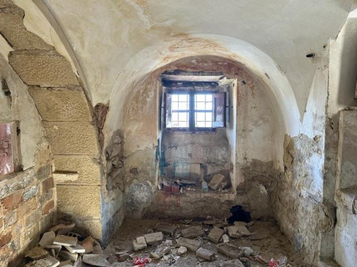 Image No.9-House for sale