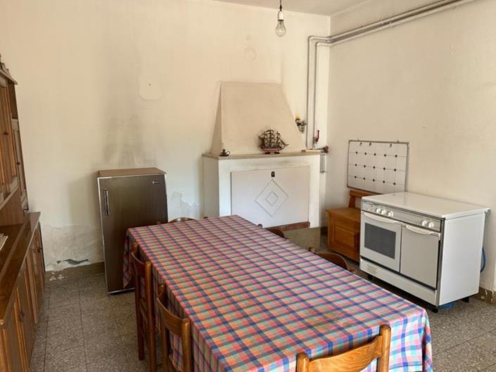 Image No.8-3 Bed House for sale