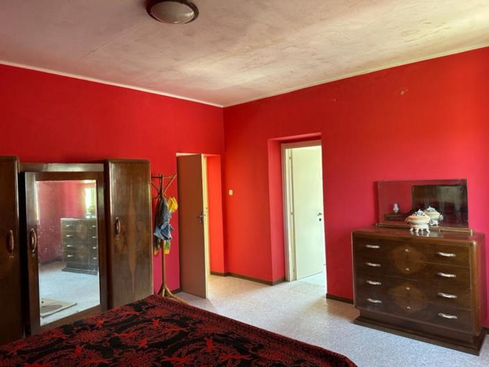 Image No.16-3 Bed House for sale