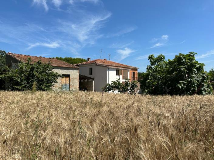 Image No.1-3 Bed House for sale