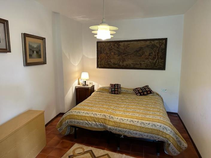 Image No.18-1 Bed House for sale