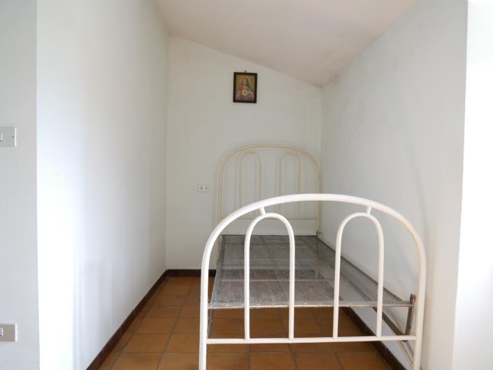 Image No.11-3 Bed House for sale