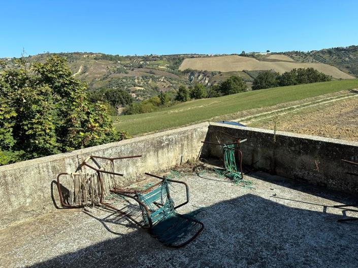 Image No.34-2 Bed Cottage for sale