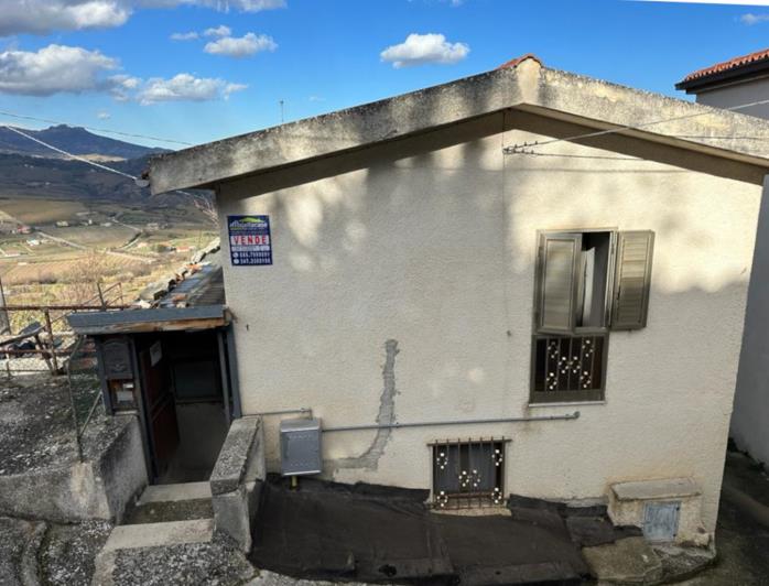 Image No.2-1 Bed Townhouse for sale