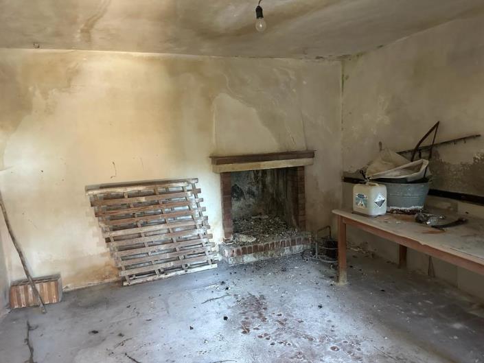 Image No.12-3 Bed Cottage for sale