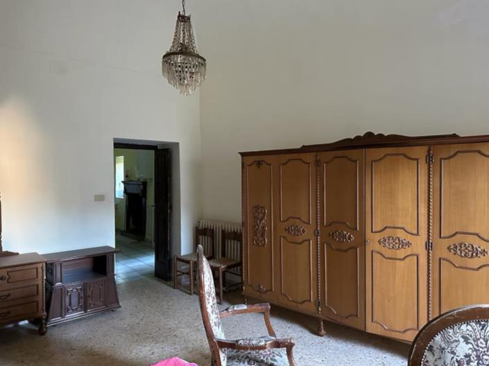 Image No.11-2 Bed House for sale