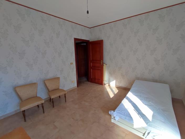 Image No.15-3 Bed Apartment for sale