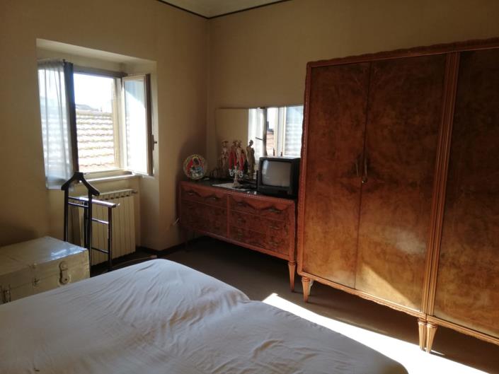 Image No.12-2 Bed Villa / Detached for sale