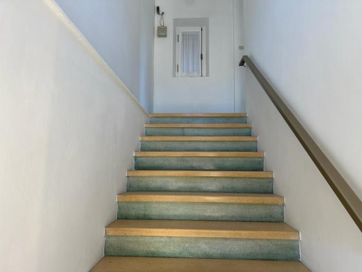 Image No.17-2 Bed Property for sale