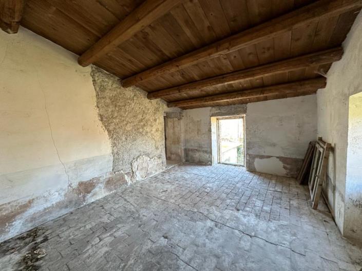 Image No.29-2 Bed Property for sale