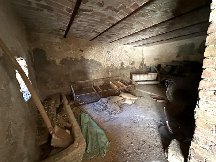 Image No.35-2 Bed Property for sale