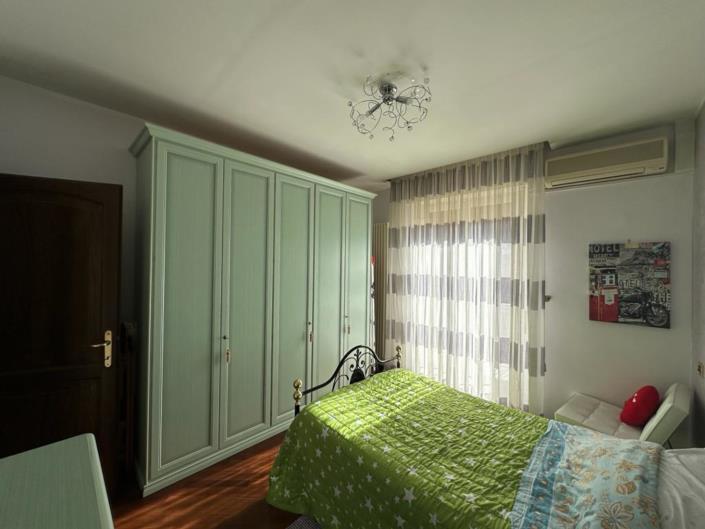 Image No.21-2 Bed Apartment for sale