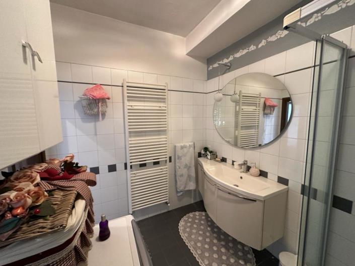 Image No.29-2 Bed Apartment for sale