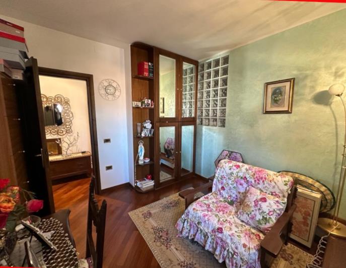 Image No.26-2 Bed Apartment for sale