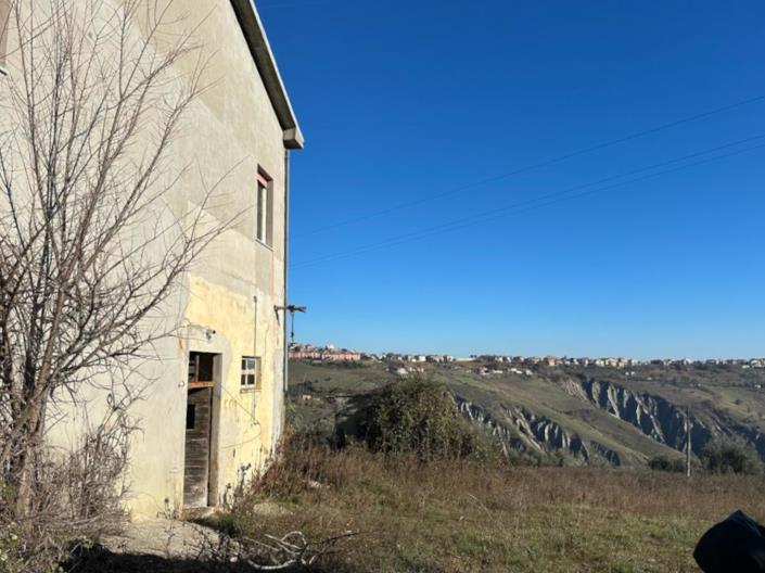 Image No.10-2 Bed Cottage for sale