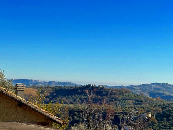 Image No.9-2 Bed House for sale