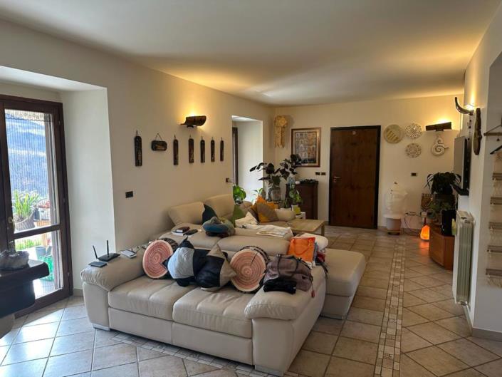 Image No.14-4 Bed Villa / Detached for sale