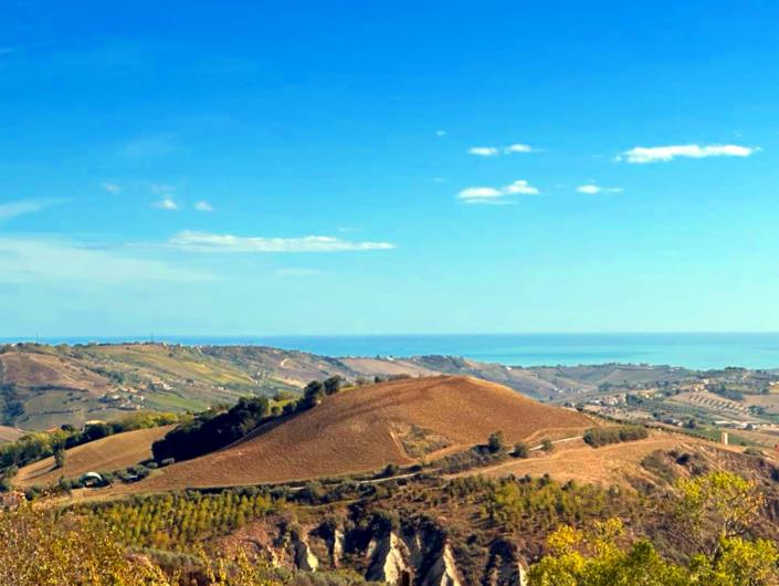 Image No.42-4 Bed Villa / Detached for sale