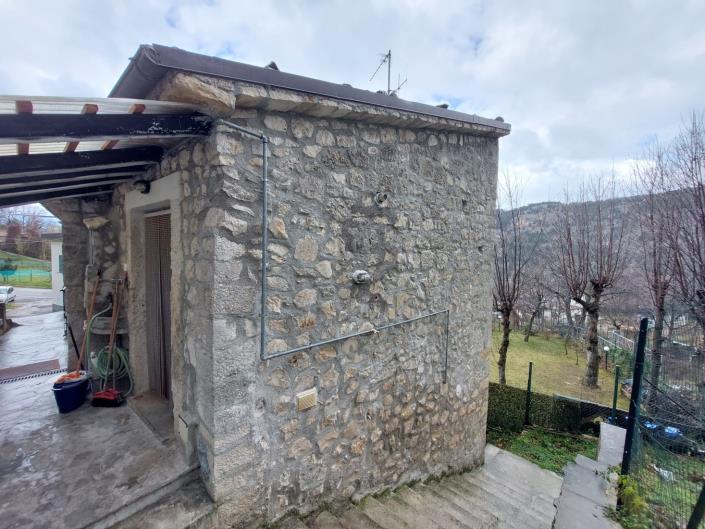 Image No.5-1 Bed House for sale