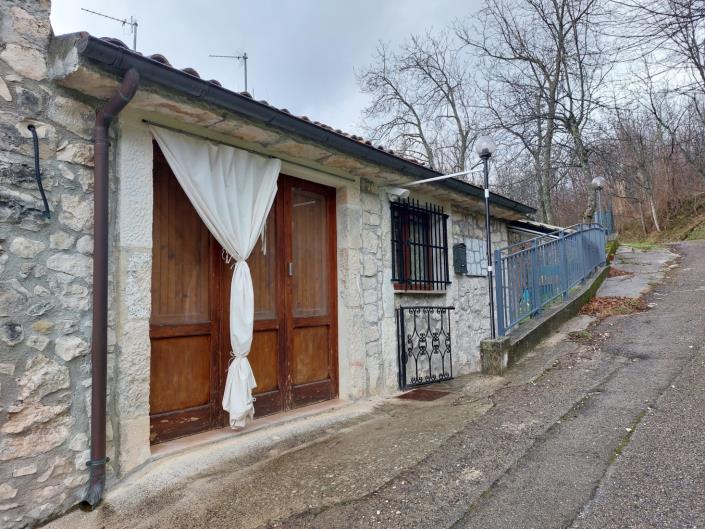 Image No.6-1 Bed House for sale