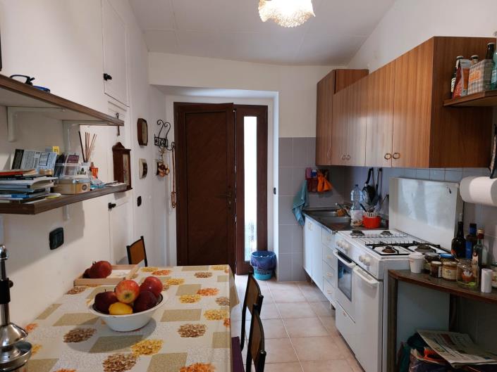 Image No.8-1 Bed House for sale