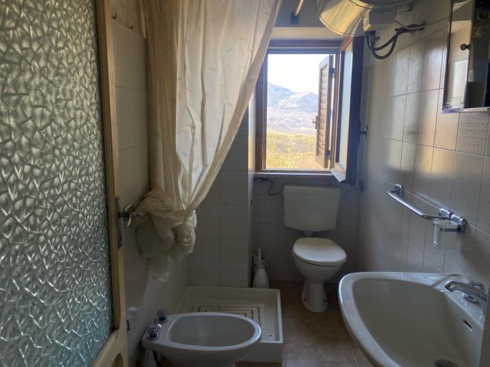 Image No.12-1 Bed Apartment for sale